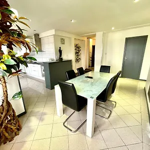 chambres-privees-en-colocations-villeurbanne-cusset.hotels-rhonealpes.com/